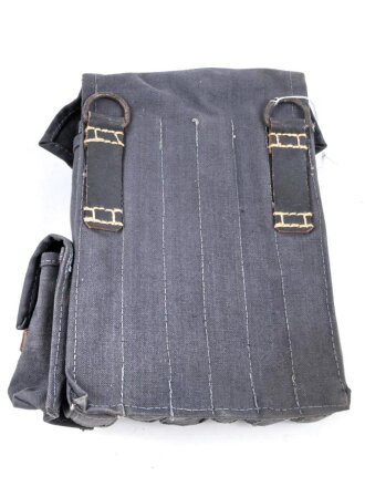 Magazintasche für MP40 der Wehrmacht, Ausführung für Fallschirmjäger. Neuzeitliche Sammleranfertigung