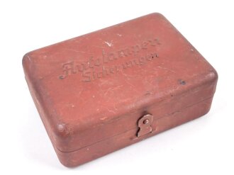 Blechkasten " Autolampen Sicherungen" vermutlich Zivil, Maße 11 x 15 x 5,5cm