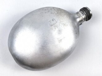 Korpus für eine Feldflasche der Wehrmacht, WL38, am Hals zerkratzt