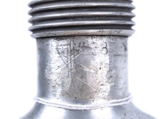 Korpus für eine Feldflasche der Wehrmacht, WL38, am Hals zerkratzt