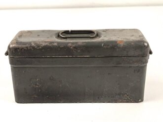 Blechkasten für Ersatzteile Wehrmacht. Originallack,...