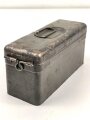Blechkasten für Ersatzteile Wehrmacht. Originallack, 10 x 8 x 21cm