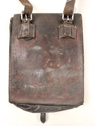 Kartentasche Wehrmacht , Verschluss alt repariert, Trageriemen eigenmächtig verlängert.