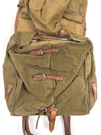 Tornister Wehrmacht , leicht getragenes Stück,  datiert 1939