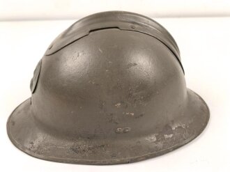 Frankreich, Stahlhelm 2.Weltkrieg Modell 1926. Originallack