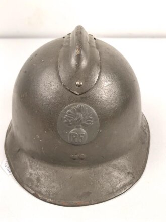 Frankreich, Stahlhelm 2.Weltkrieg Modell 1926. Originallack