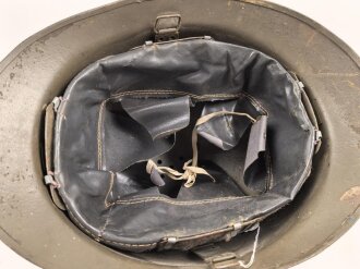Frankreich, Stahlhelm 2.Weltkrieg Modell 1926. Originallack