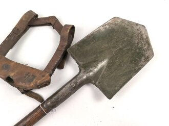 Tschechoslowakei Nachkrieg, Spaten in Futteral, ungereinigtes Stück