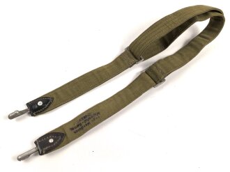 Trageriemen für einen Brotbeutel der Wehrmacht, Leichtmetallbeschläge, datiert 1939