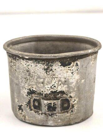 Becher für eine Feldflasche der Wehrmacht, SSL39