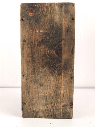 Transportkasten Wehrmacht, Maße 19 x 40 x 18cm , datiert 1944. Ungereinigtes Stück