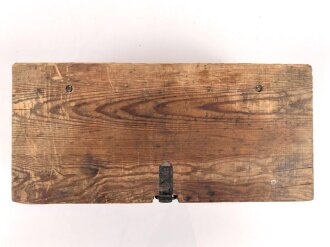 Transportkasten Wehrmacht, Maße 19 x 40 x 18cm , datiert 1944. Ungereinigtes Stück