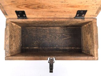 Transportkasten Wehrmacht, Maße 19 x 40 x 18cm , datiert 1944. Ungereinigtes Stück