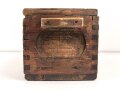 Transportkasten Wehrmacht, Maße 19 x 40 x 18cm , datiert 1944. Ungereinigtes Stück