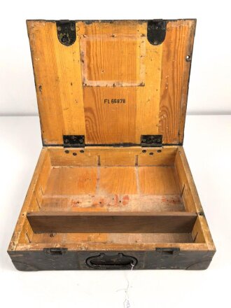 Luftwaffe, Vorratskasten  Fl 66878. Maße 32 x 40 x 10cm