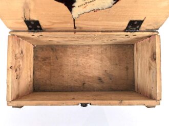 Transportkasten Wehrmacht für Gewehr Panzergranaten. Oberer Verschlussteil anscheinend neuzeitlich ergänzt