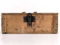 Transportkasten Wehrmacht für Gewehr Sprenggranaten. Weiterverwendet im zivilen Bereich, artfremder Packzettel leicht zu entfernen