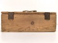Transportkasten Wehrmacht für Gewehr Sprenggranaten. Weiterverwendet im zivilen Bereich, artfremder Packzettel leicht zu entfernen