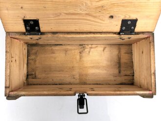 Transportkasten Wehrmacht für Gewehr Sprenggranaten. Sehr guter Zustand, leicht eingestaubt