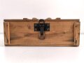 Transportkasten Wehrmacht für Gewehr Sprenggranaten. Sehr guter Zustand, leicht eingestaubt