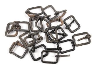 17 x  Eiserner Beschlag Wehrmacht, Innenmaß 11,5,x 17,5mm