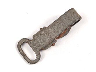Eiserner Haken für eine Feldflasche der Wehrmacht. Originallack