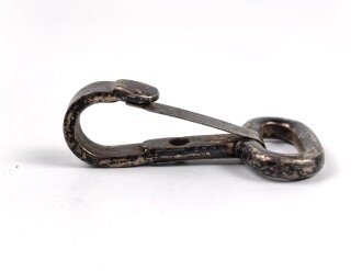 Eiserner Haken für einen Trageriemen der Wehrmacht
