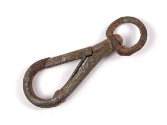 Eiserner Haken für einen Trageriemen der Wehrmacht....