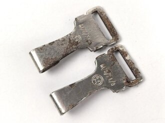 Paar eiserne Haken für einen Querriemen für Parteiverbände