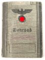 Wehrpaß Heer, eingestellt am 11.6.1940 bei Schtz. Ers, Kp. 62 Landshut.