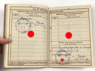 Wehrpaß Heer, eingestellt am 1.240 bei Schtz. Ers. Btl. Wien.