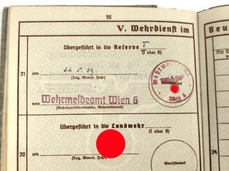 Wehrpaß Heer, eingestellt am 1.240 bei Schtz. Ers. Btl. Wien.