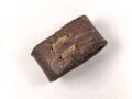 Schieber aus braunem Leder für Trageriemen der Wehrmacht. Innen gemessen 20mm, Breite 11mm