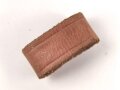 Schieber aus braunem Leder für Trageriemen der Wehrmacht. Innen gemessen 25mm, Breite 14,5mm