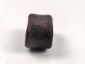 Schieber aus braunem Leder für Trageriemen der Wehrmacht. Innen gemessen 24mm, Breite 15mm