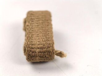 Schieber aus Webmaterial für Trageriemen der Wehrmacht. Innen gemessen 22mm, Breite 12mm