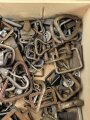 Konvolut Metallbeschläge aller Art, grösstenteils Wehrmacht, zum Teil defekt