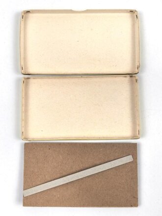 Pappverpackung " 100 Zündhütchen 92/36" ( für 2cm ) datiert 1943