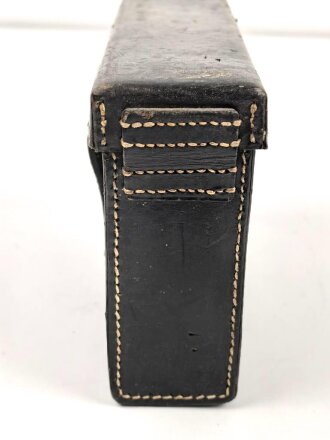 Transporttasche aus Leder für Schnurloser Überträger Wehrmacht datiert 1941, Gebraucht, ungereinigt