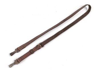Trageriemen für diverse Taschen von Parteiverbänden. Braunes Leder , Gesamtlänge wie fotografiert 111cm