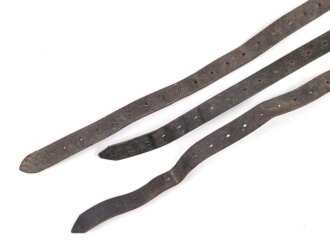 Drei StückTornisterriemen Wehrmacht, getragene Stücke