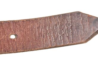 Drei StückTornisterriemen Wehrmacht, getragene Stücke