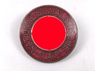 Mitgliedsabzeichen der NSDAP, Hersteller M1/67, getragenes Stück