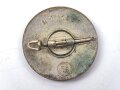 Mitgliedsabzeichen der NSDAP, Hersteller M1/155, getragenes Stück, Nadel defelt