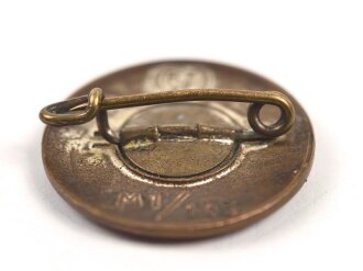 Mitgliedsabzeichen der NSDAP, Hersteller M1/163, getragenes Stück