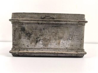 Gehäuse zum Tornisterfunkgerät Heinrich Torn.Fu.h der Wehrmacht. Ungereinigtes Stück, alt überlackiert