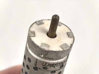 Röhre RV 2P 800 für Funkgeräte der Wehrmacht. " Wehrmachteigentum"  Funktion nicht geprüft