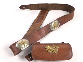 Preußen, Kartuschkasten mit Bandolier für Mannschaften der Jäger zu Pferd No.2. Kammerstück in gutem Zustand.
