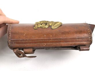 Preußen, Kartuschkasten mit Bandolier für Mannschaften der Jäger zu Pferd No.2. Kammerstück in gutem Zustand.