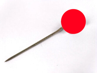 N.S. Sympathieabzeichen, auf der Spitze stehendes Hakenkreuz an Nadel. Buntmetall versilbert, 12mm